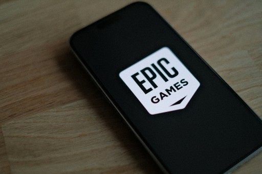 Google Takes Epic Games Fight to Court, Wants Play Store 